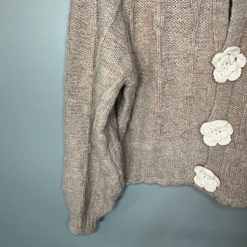 New In Rose Crochet Button Cabled Soft Beige Cardigan - Picture 5 of 11